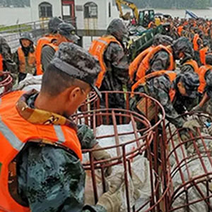 突發(fā)破閘！第71集團(tuán)軍“鋼鐵勁旅?”千名官兵晝夜奮戰(zhàn)排險