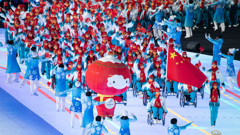 中國體育代表團(tuán)在北京冬殘奧會上展現(xiàn)精神與實力