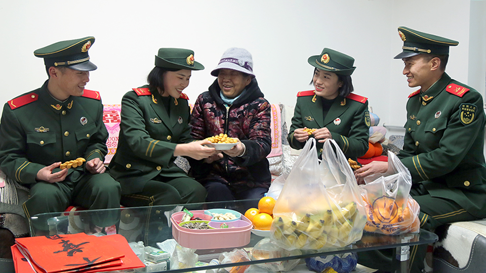 情暖軍烈屬丨堅(jiān)持25年，他們接力替盡忠者盡孝