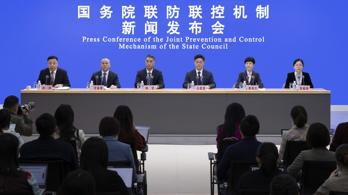 國務(wù)院聯(lián)防聯(lián)控機(jī)制：全國發(fā)熱門診、急診、在院重癥患者人數(shù)已過高峰