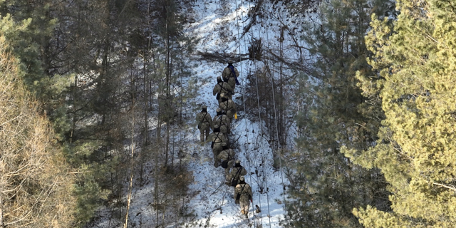 新春走軍營(yíng) | 林海雪原有朵浪花白
