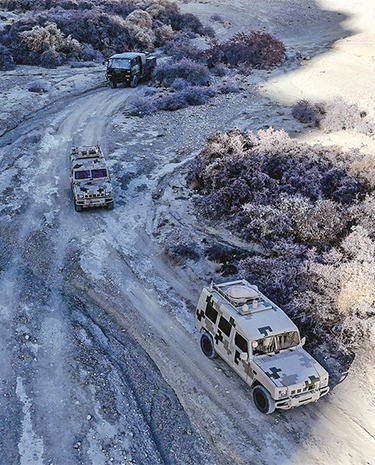 “降魔尖兵”向戰(zhàn)行！陸軍某旅防化分隊組織實戰(zhàn)化考核