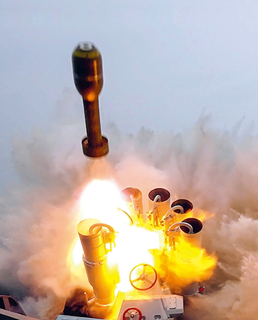 礪兵大洋——海軍某支隊艦艇編隊訓(xùn)練掠影
