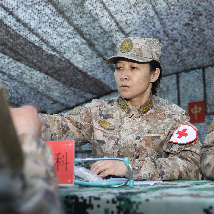 了不起的中國軍人丨張瑛：海拔5681米，那里有她最牽掛的人