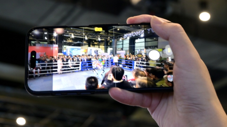 “互聯(lián)網(wǎng)之光”博覽會變身科技體驗場